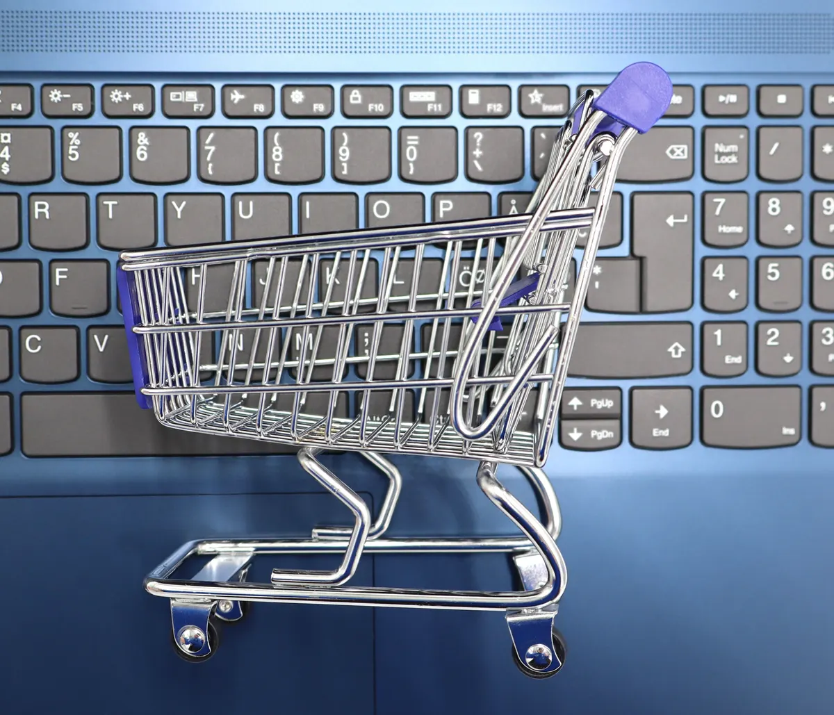Vendre en ligne en Suisse : TWINT, paiements et logistique