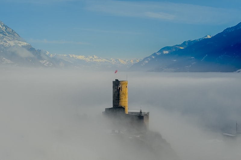 Vue de Martigny et des montagnes